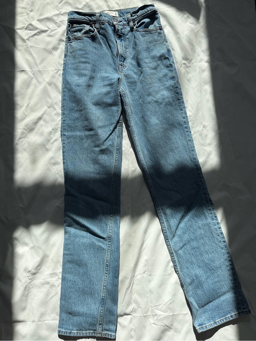 Abercrombie & Fitch 90’s Straight Leg Jeans